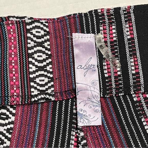 Alya Women’s Boho Striped Shorts Sz Small - Picture 6 of 8